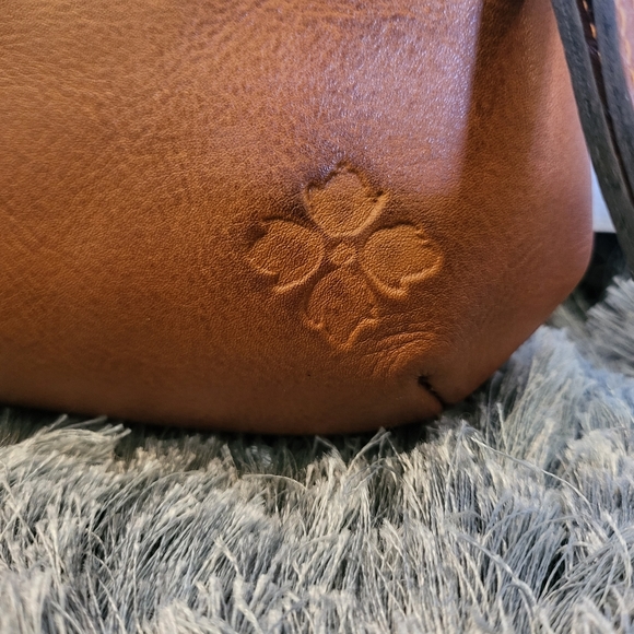 Patricia Nash / SOLD - Picture 3 of 8